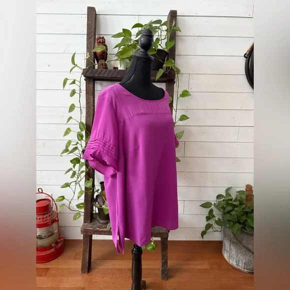 Avenue Vibrant Magenta Blouse - Picture 12 of 17